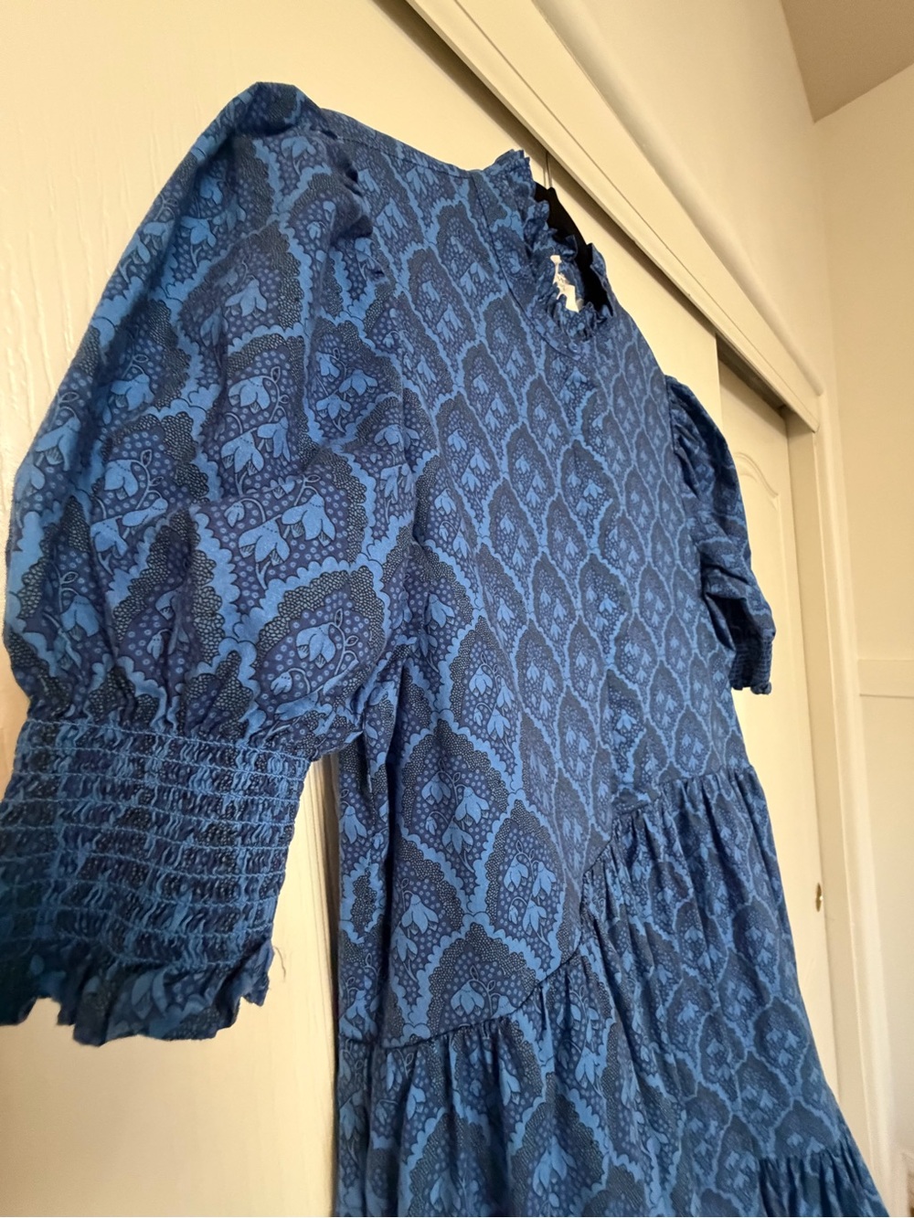 Hyacinth House Bennett Midi Dress Navy Blue Floral Size - Picture 9 of 13